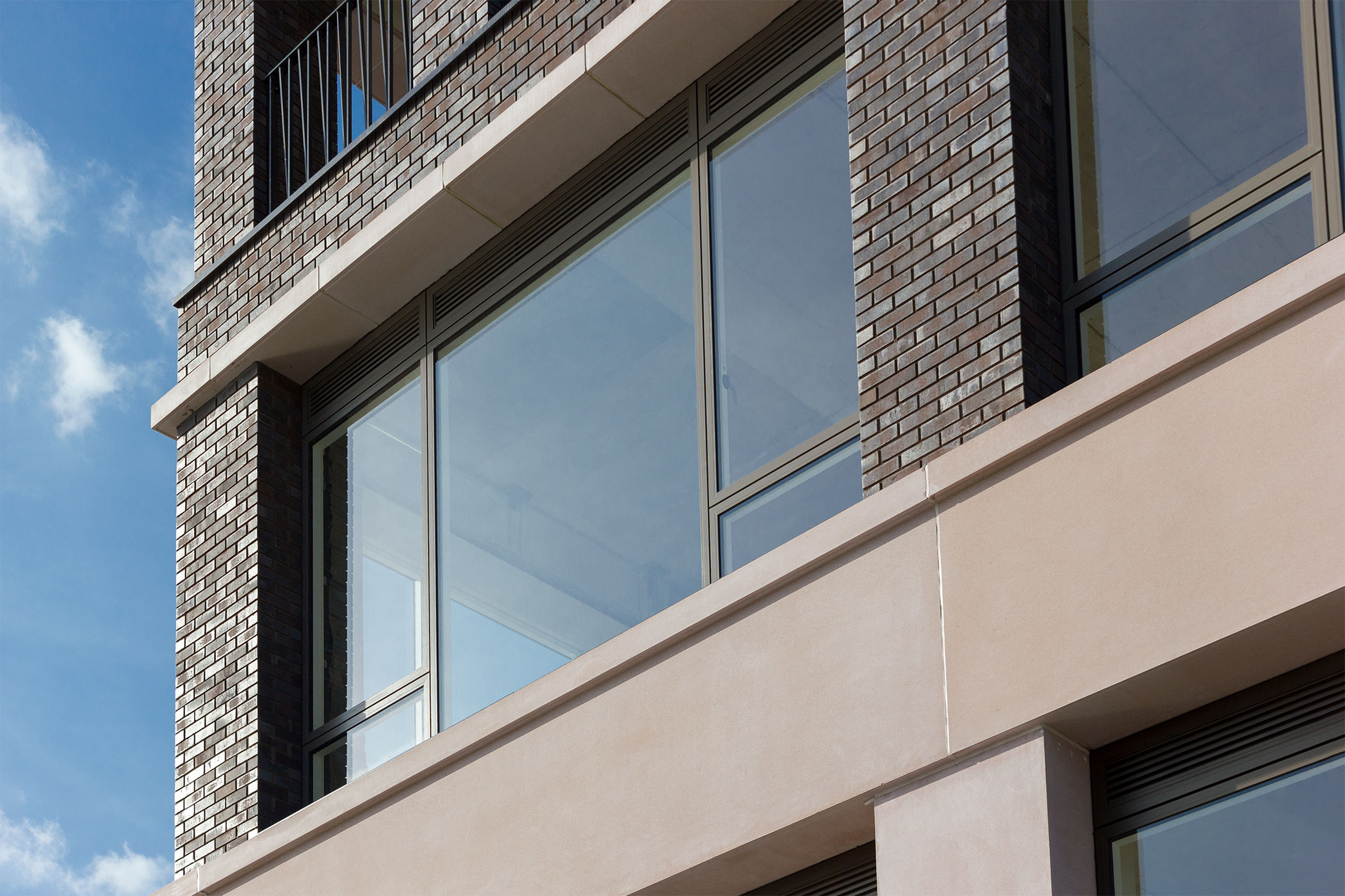 Floor To Ceiling Fixed Window featuring Futura + Tilt/Turn Windows