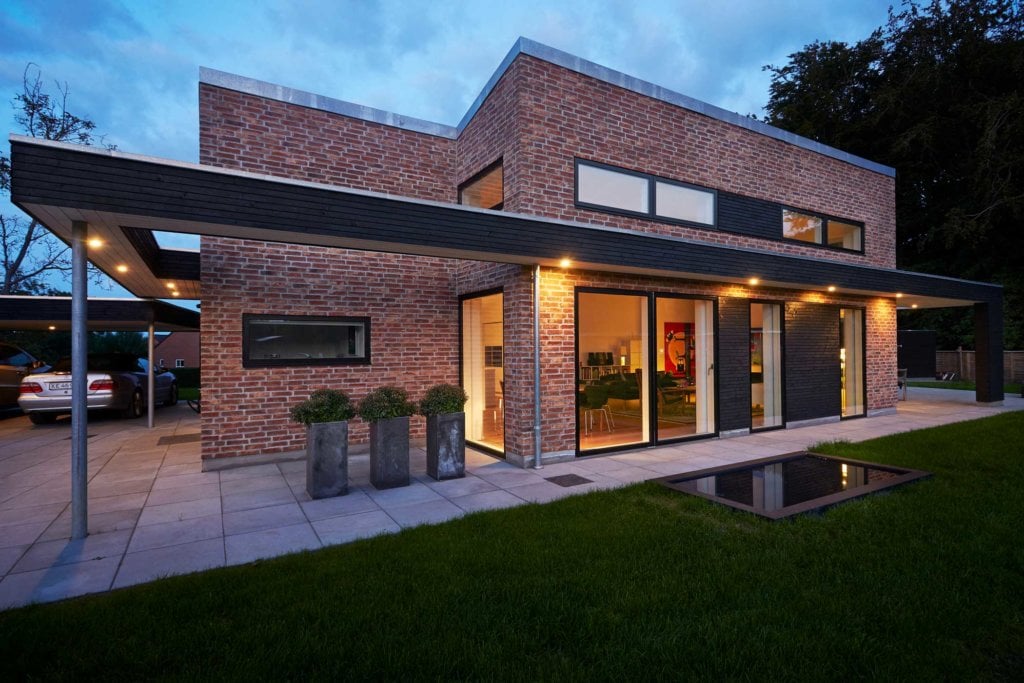 single sliding door in contemporary house