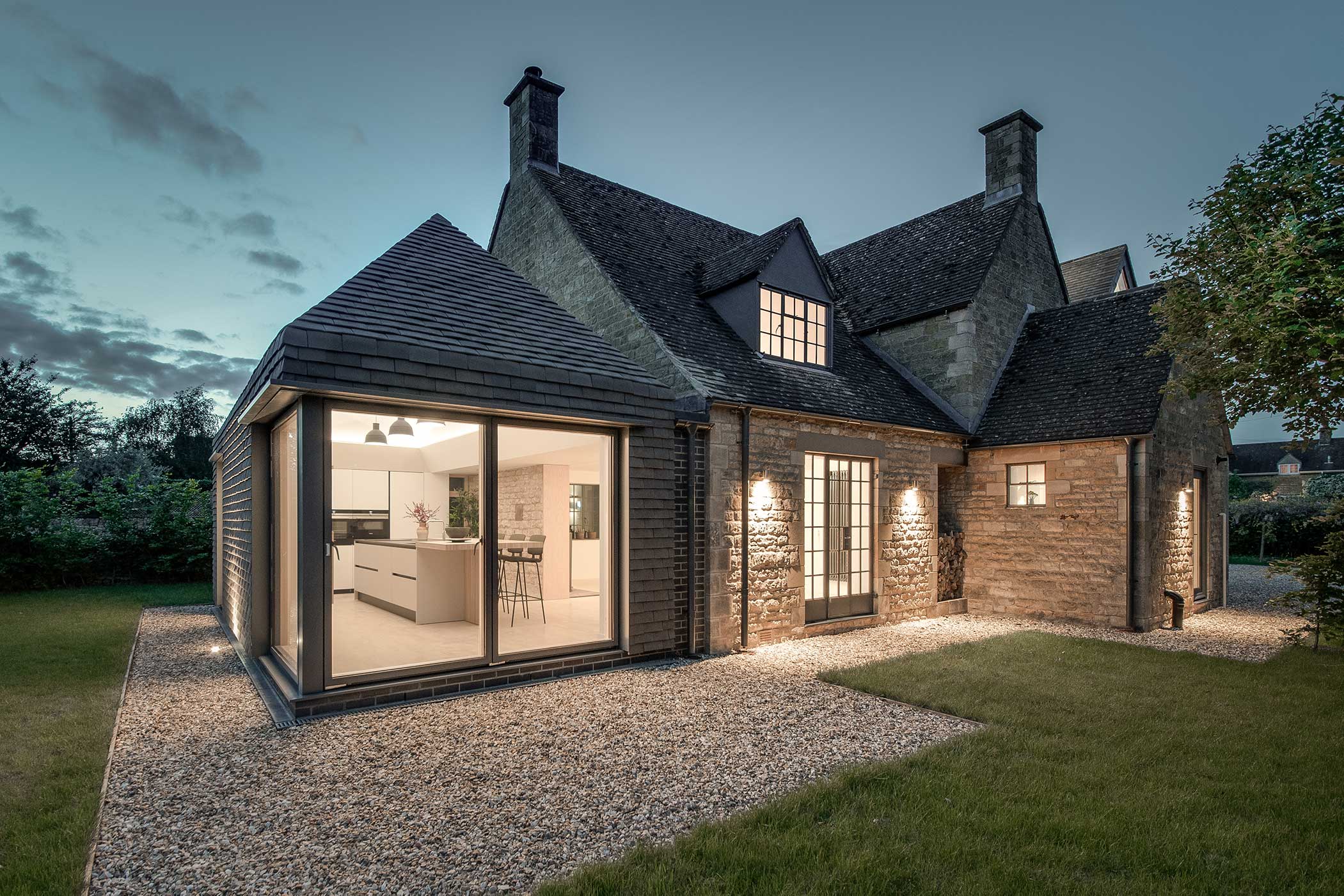 Arts & Crafts House 20 | Idealcombi UK